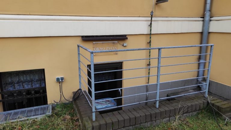 W gliwickim „oknie życia” pozostawiono dziecko