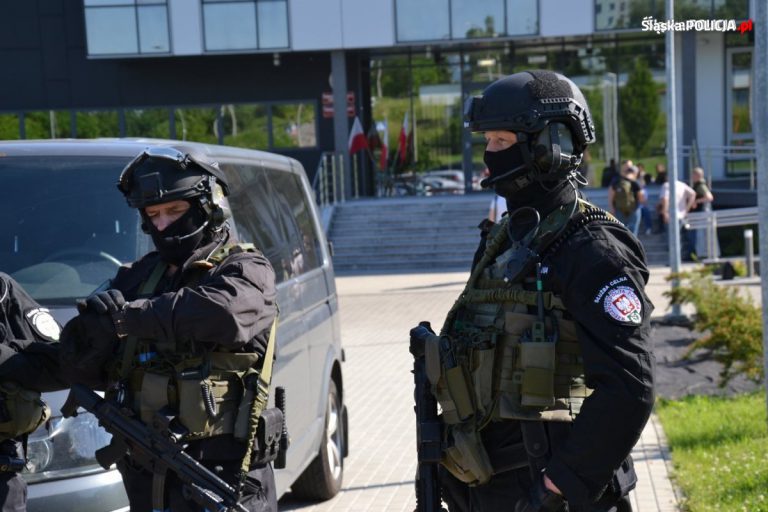 Trwa walka z nielegalnym hazardem. „Zarobili minimum 157 mln zł”