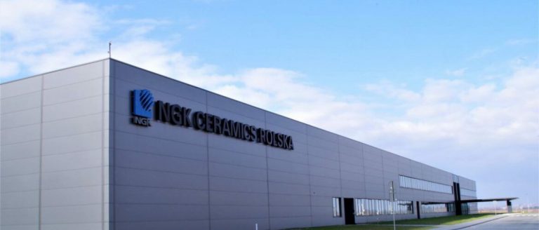 Trwa spór o płace w NGK Ceramics