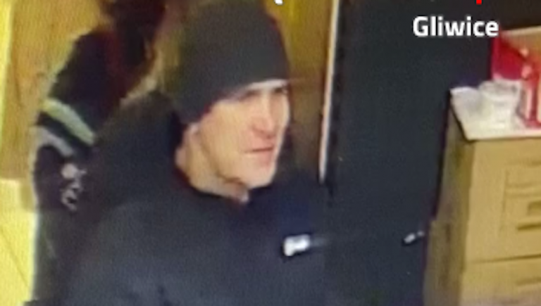 Uszkodzenie ciała. Tego mężczyzny szuka policja