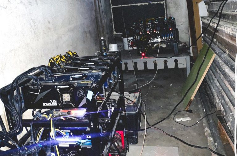 Kradł prąd i kopał kryptowaluty