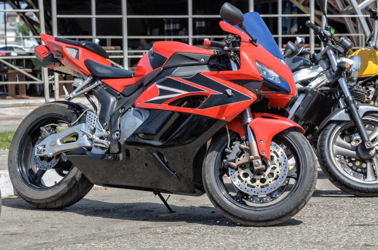 Motocyklista trafił do aresztu