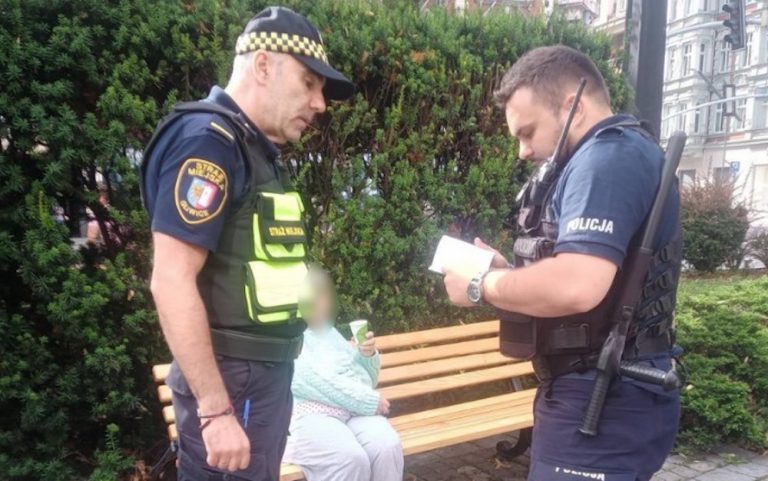 Odnaleziono zaginioną kobietę. Była w parku