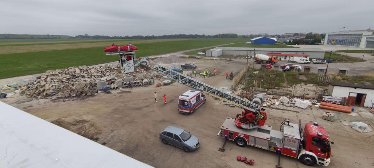 Stracił przytomność na placu budowy w Gliwicach. Interweniowały służby