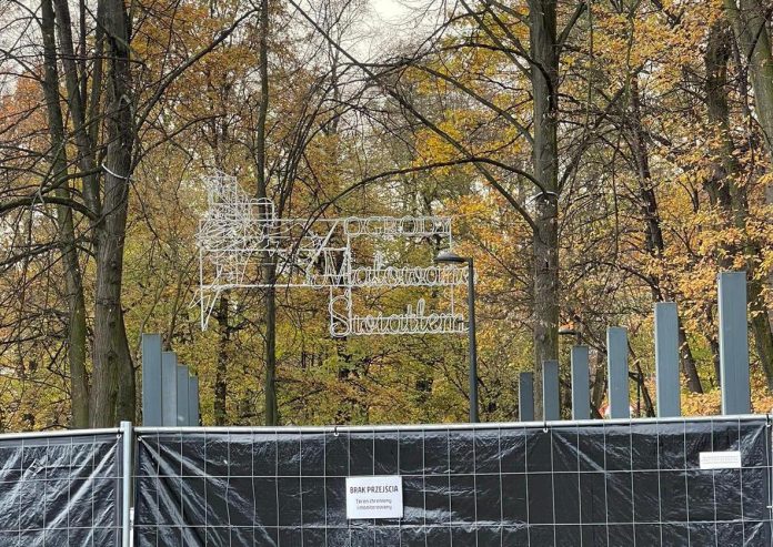 park chrobrego ogrody swiatla