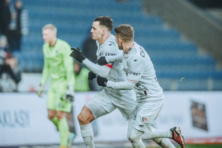 Piast w końcu przerwał serię remisów. Wygrana z Lechem