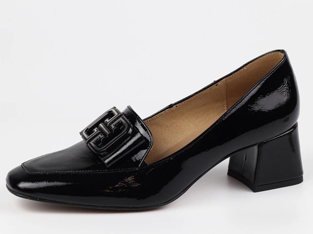 czarne damskie polbuty lakier