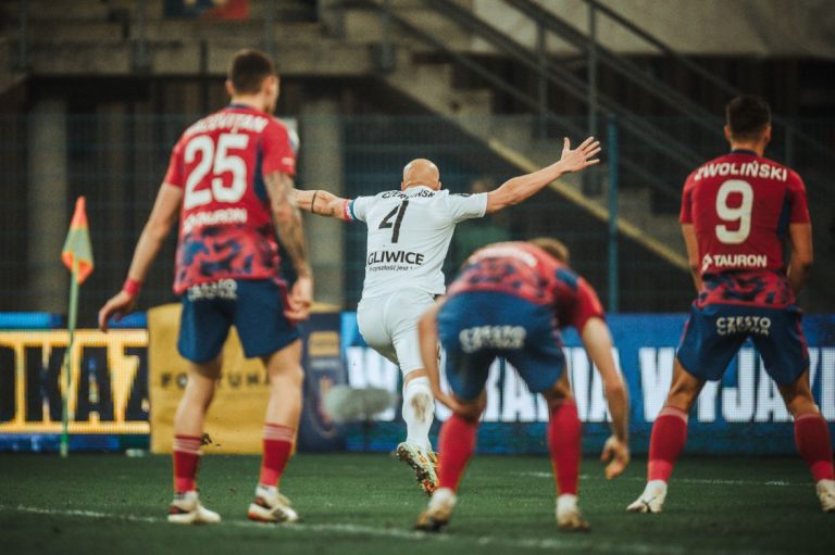 Piast w półfinale Pucharu Polski. Wszystko dzięki wygranej z Rakowem