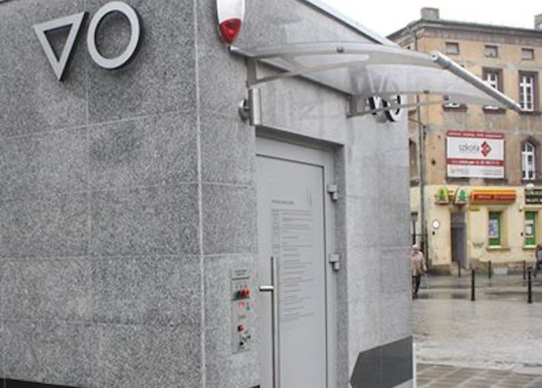 Ktoś niszczy miejskie toalety. Widzisz wandali? Reaguj