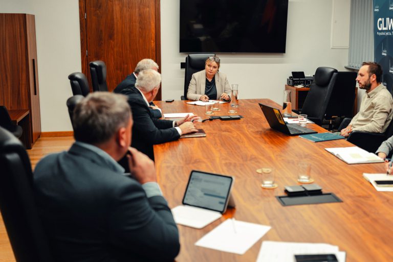 Nadchodzą intensywne opady deszczu. Prezydent Gliwic mobilizuje służby