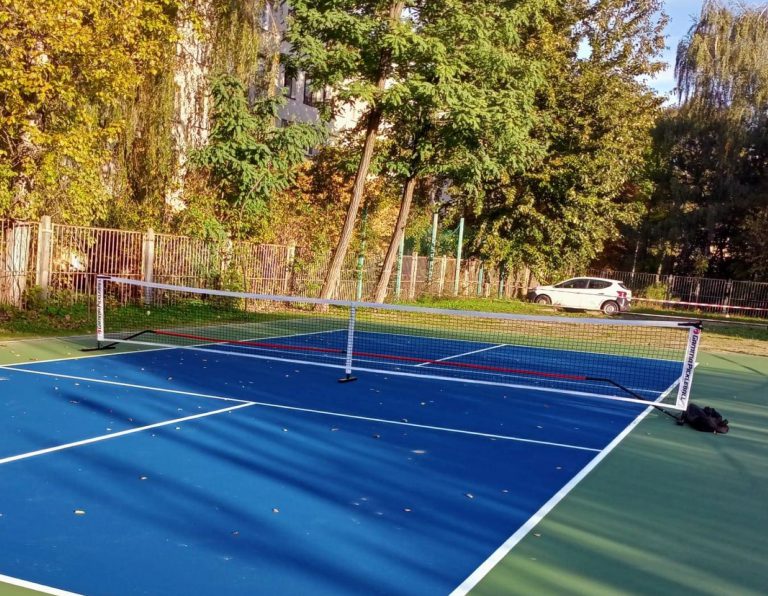 Nowe boisko w Gliwicach. Czym jest pickleball?
