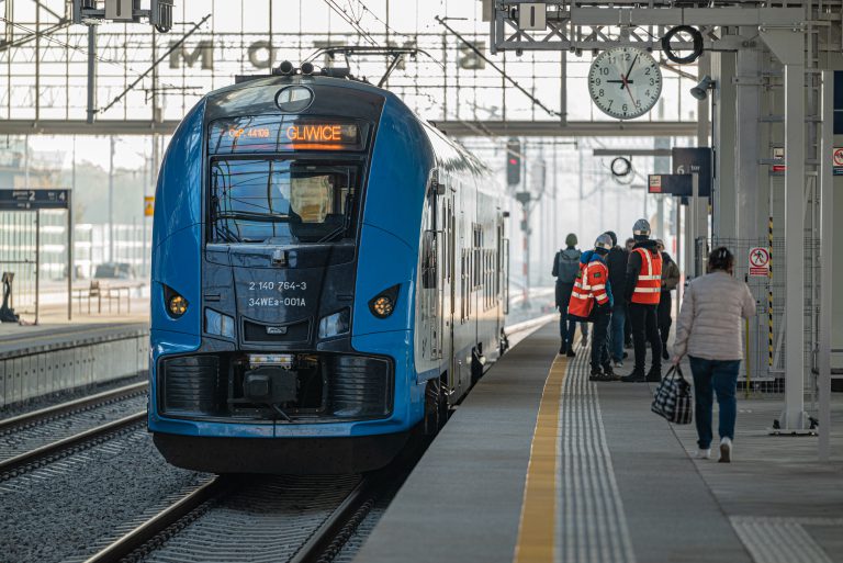 Blisko 22 mln pasażerów wybrało Koleje Śląskie w 2024 roku