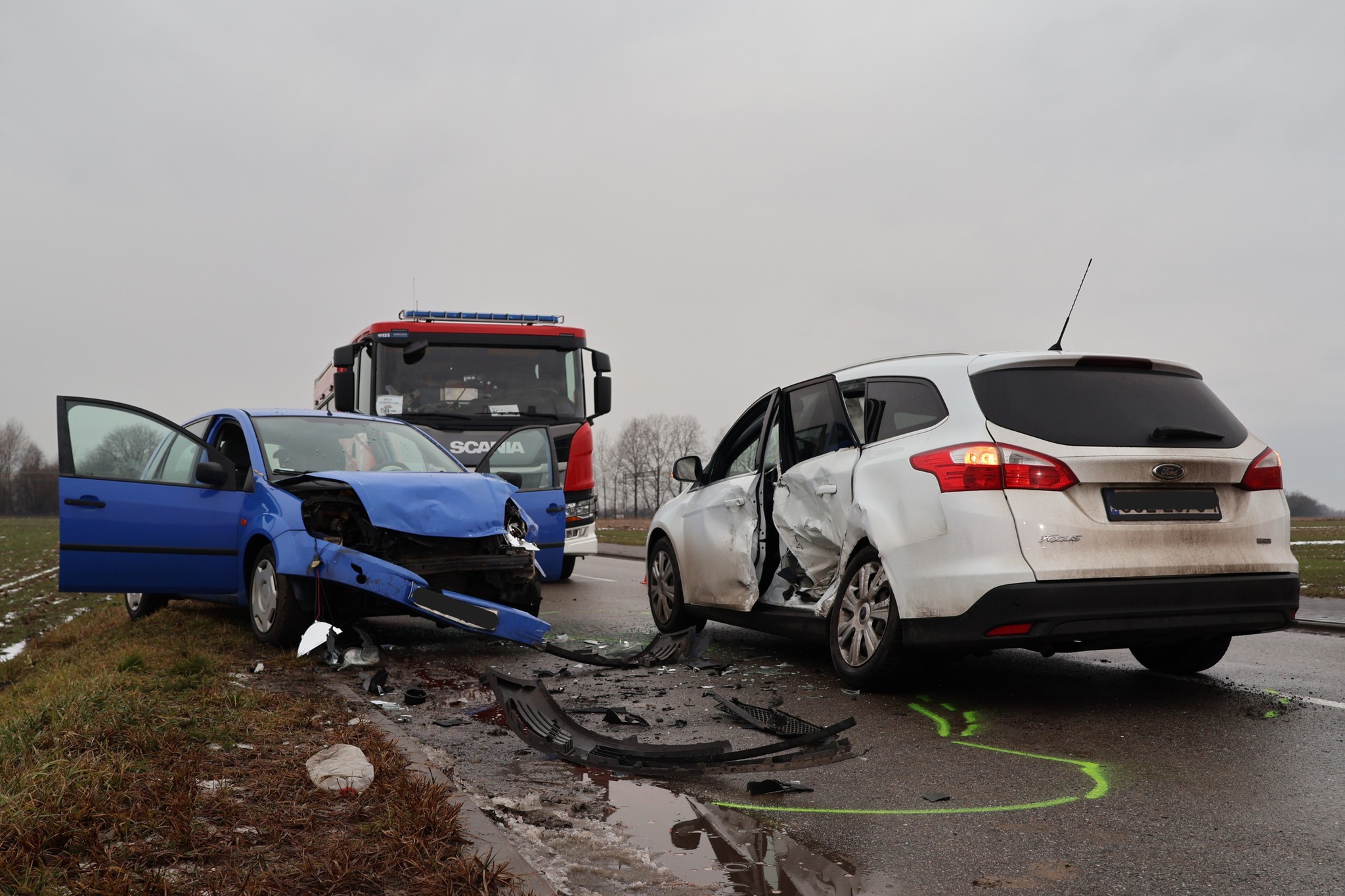 Wypadek samochodowy. Dwie osoby w szpitalu