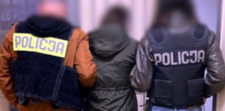 Okradli sklep, ale uciekając przewrócili się i zniszczyli skradzione rzeczy