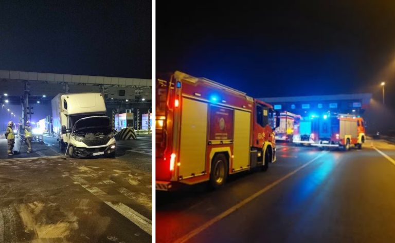 Samochód dostawczy nie zmieścił się między bramkami