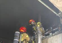 Pożar w hali produkcyjnej w Gliwicach IMG