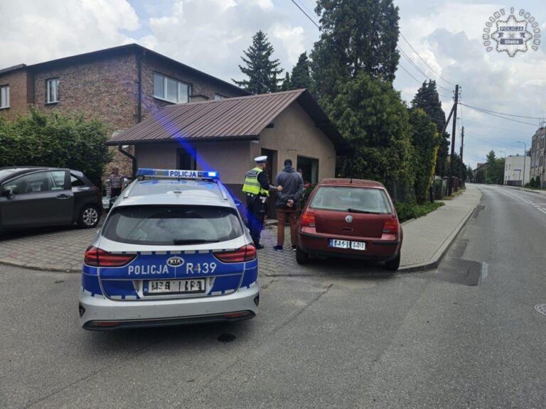 Nie zatrzymał się do kontroli, uciekał i wjechał w stragan