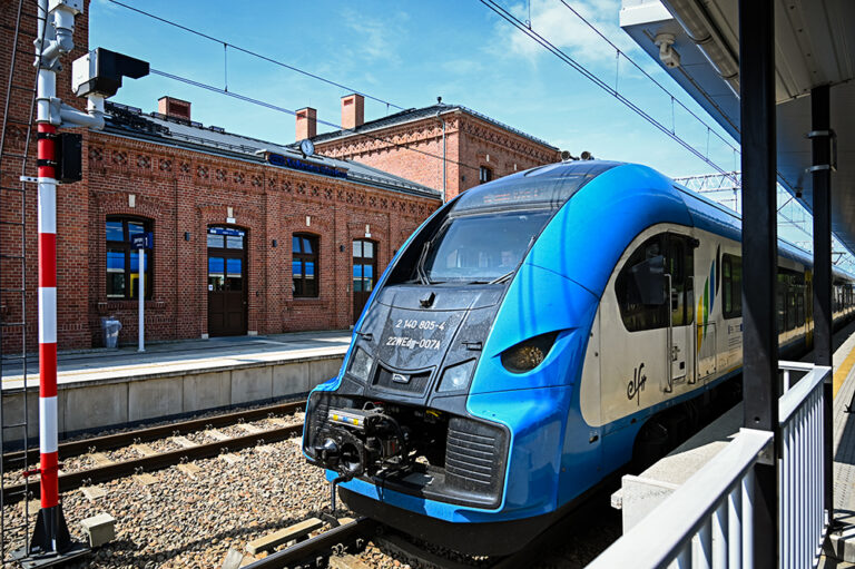 Bezpośrednie pociągi Kolei Śląskich z Częstochowy do Krakowa – trzy pary od sierpnia, czwarta od grudnia 2025