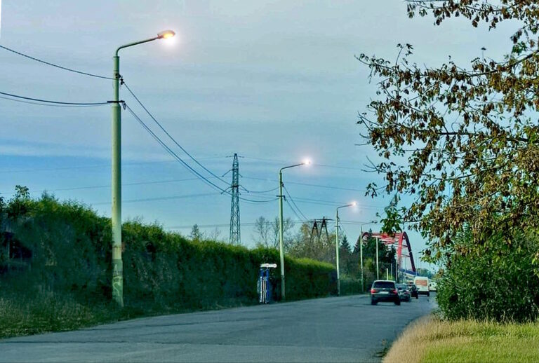 W Gliwicach czasem latarnie świecą w dzień. Dlaczego?