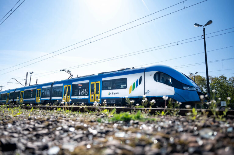 Ruszają bezpośrednie połączenia Kolei Śląskich z Częstochowy do Krakowa