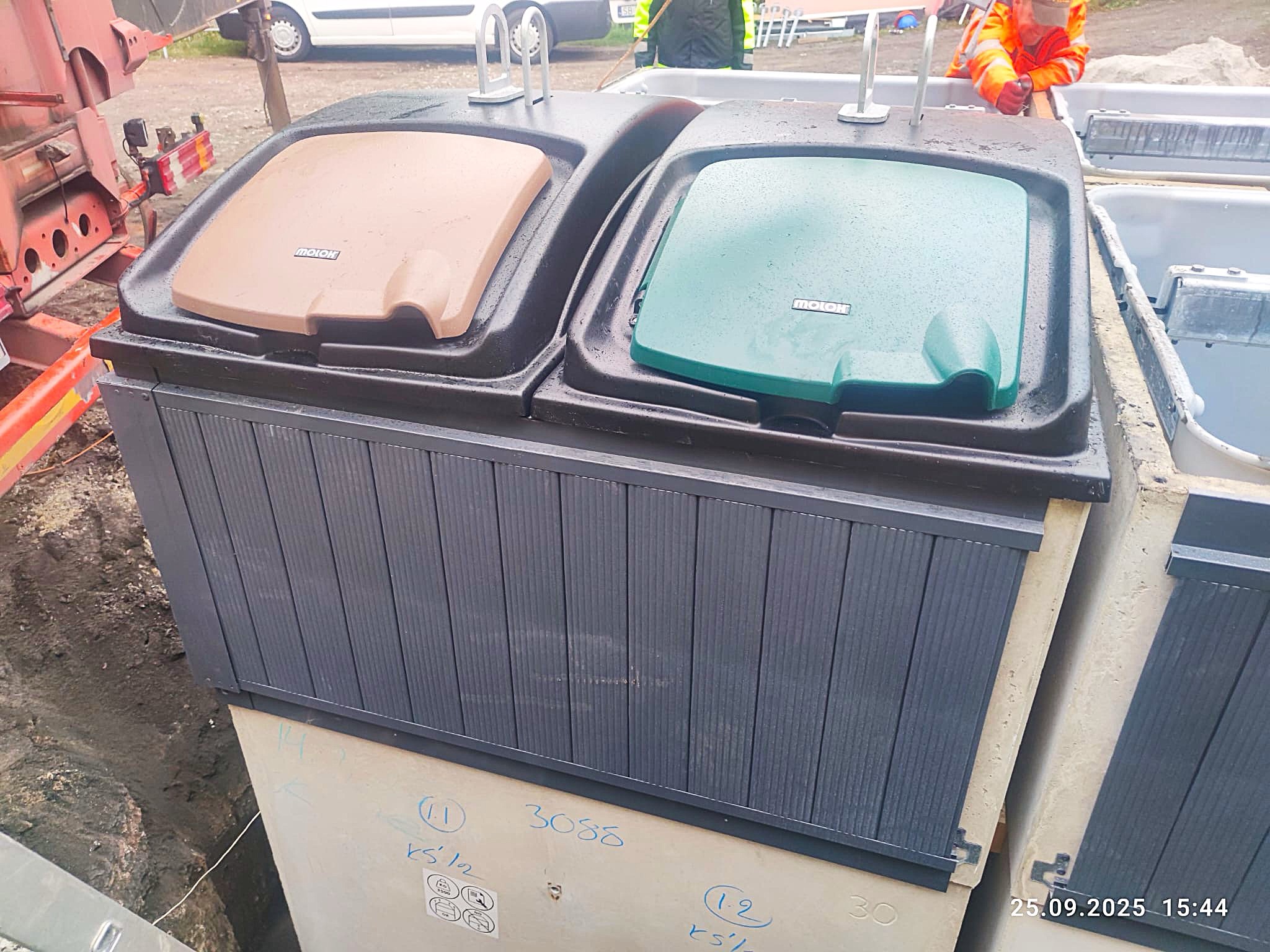 Półpodziemne pojemniki na odpady. Będzie estetycznie