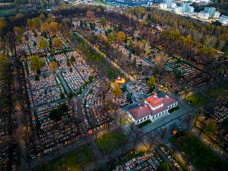 Meleksy znów na gliwickich cmentarzach