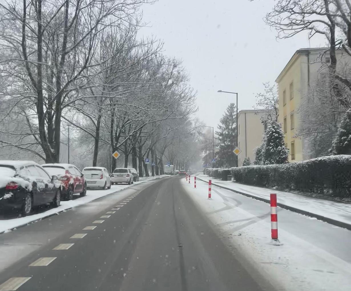 Separatory będą nowym standardem bezpieczeństwa na pasach rowerowych w Gliwicach