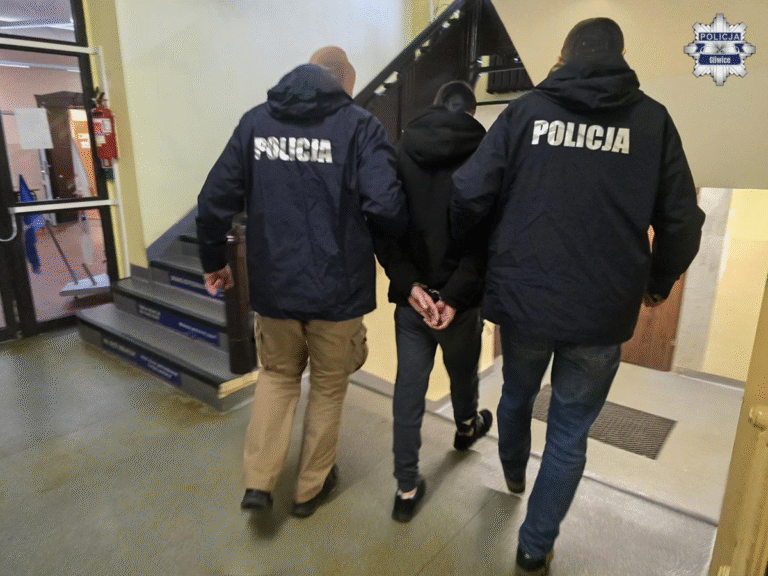 Został brutalnie skopany, bo zwrócił im uwagę