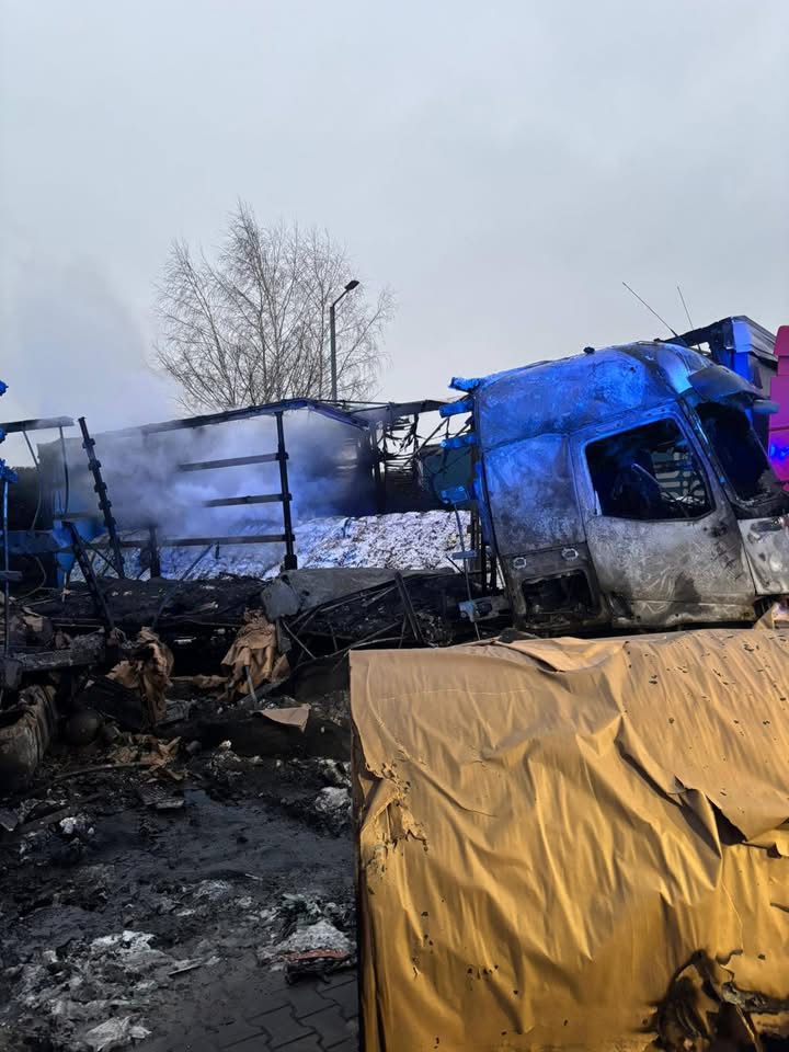 Pożar pod Gliwicami. Spłonęły samochody ciężarowe