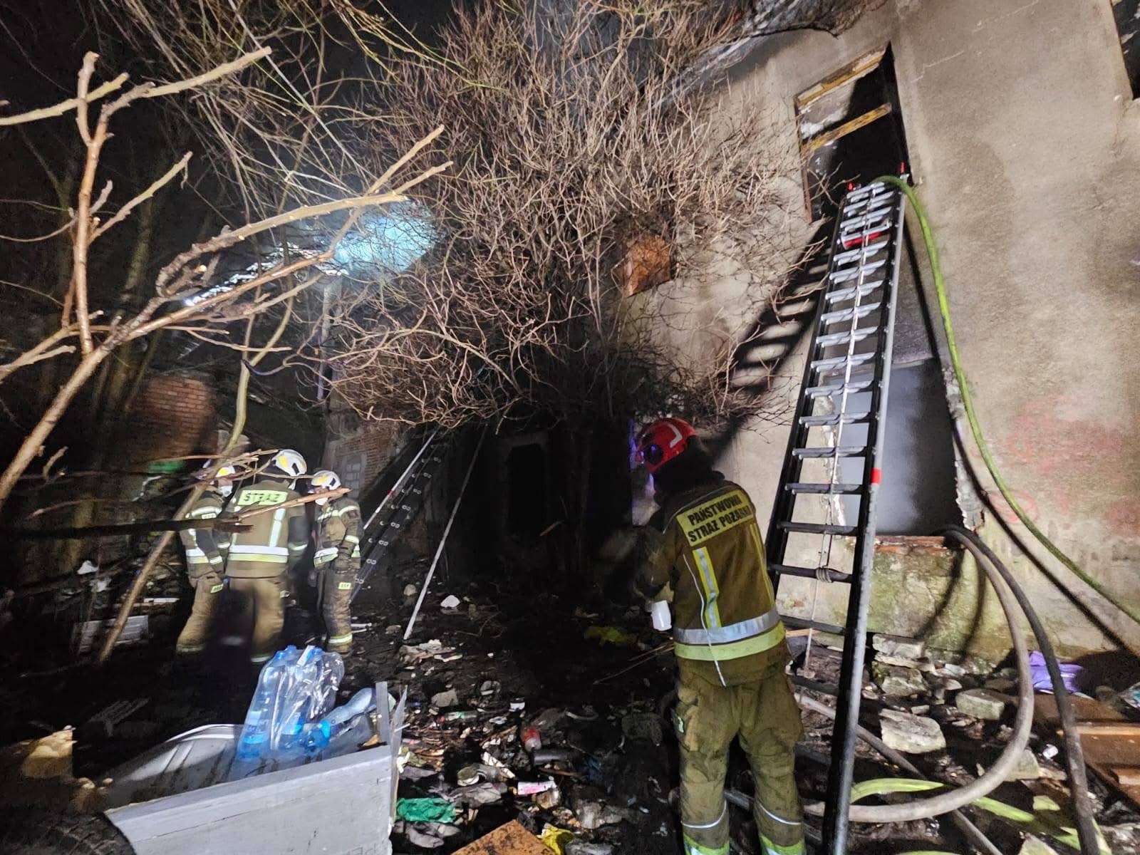 Pożar w Gliwicach. Dwie osoby ewakuowane