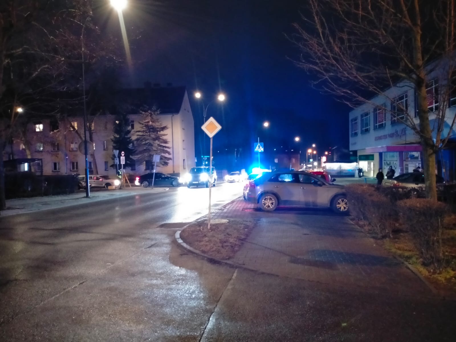 babe e ee aae cfaeff