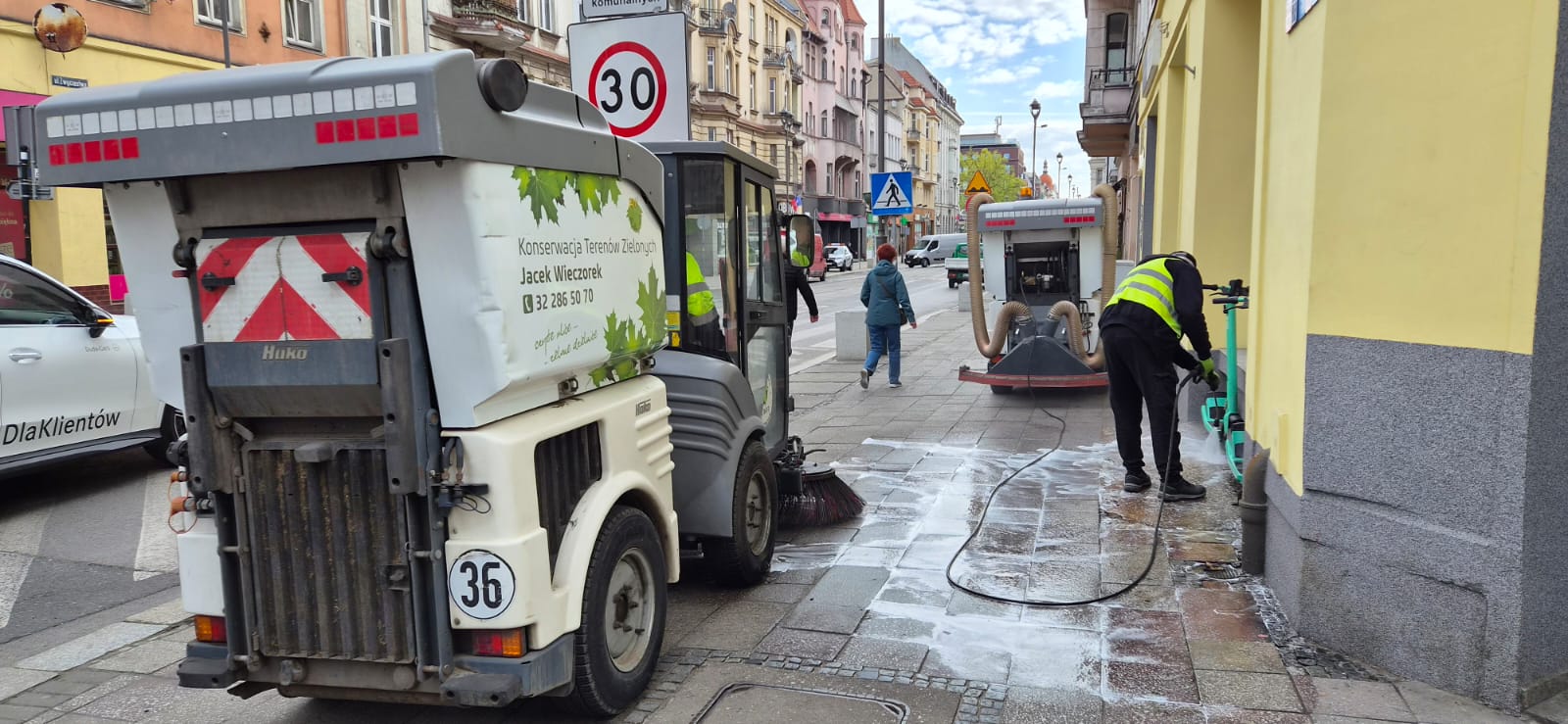 Ulica Zwycięstwa ma lśnić. Trwa wielkie czyszczenie