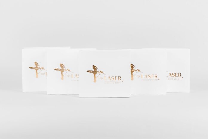 przykład papierowych toreb premium ze złoconym detalem przygotowanych przez Torby DUET przykład papierowych toreb premium ze złoconym detalem przygotowanych przez Torby DUET