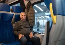 Koleje Śląskie świętują Europejski Dzień Seniora senior w pociagu koleje slaskie